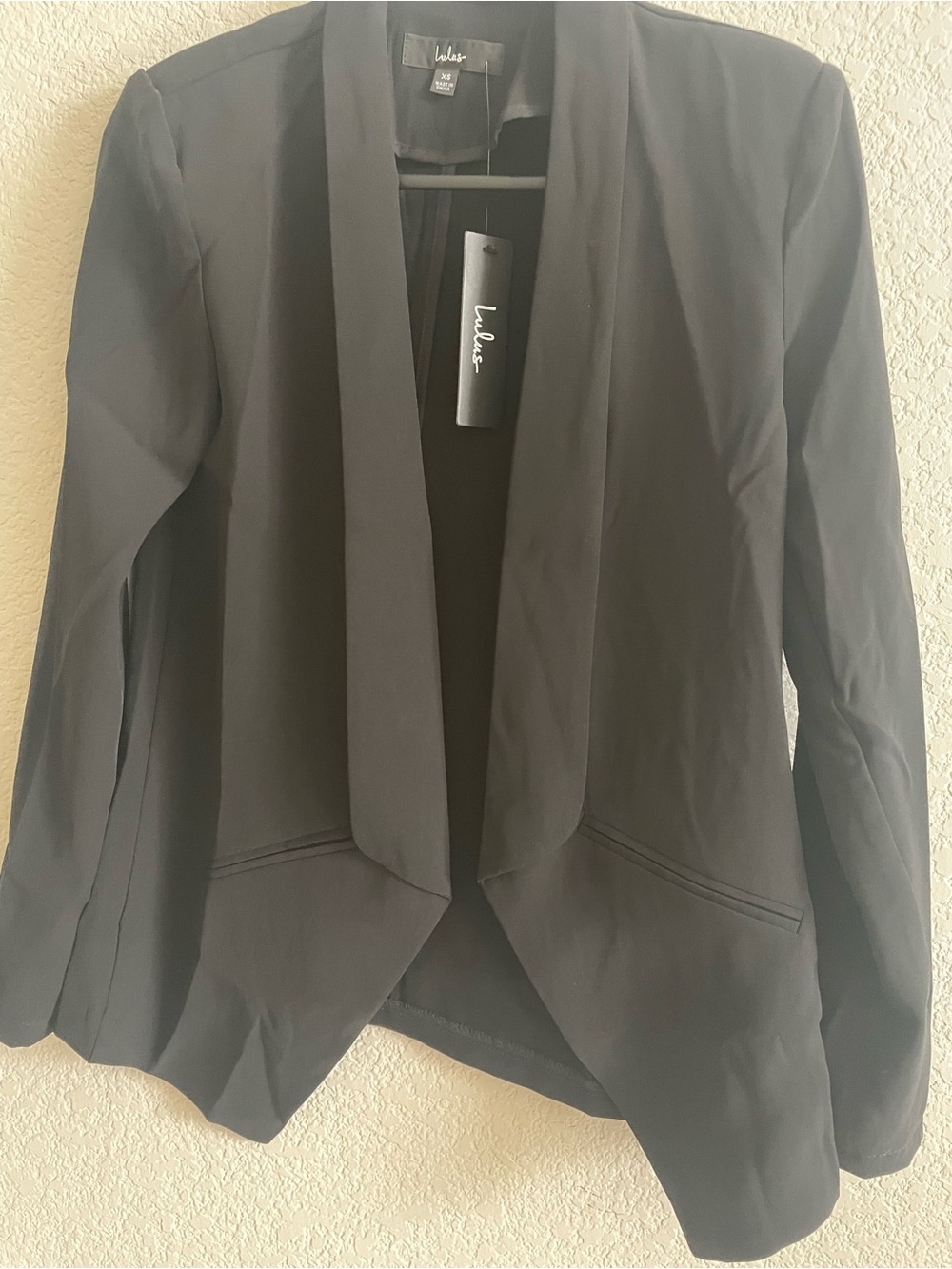 Lulu's Black Open-Front Draped Blazer